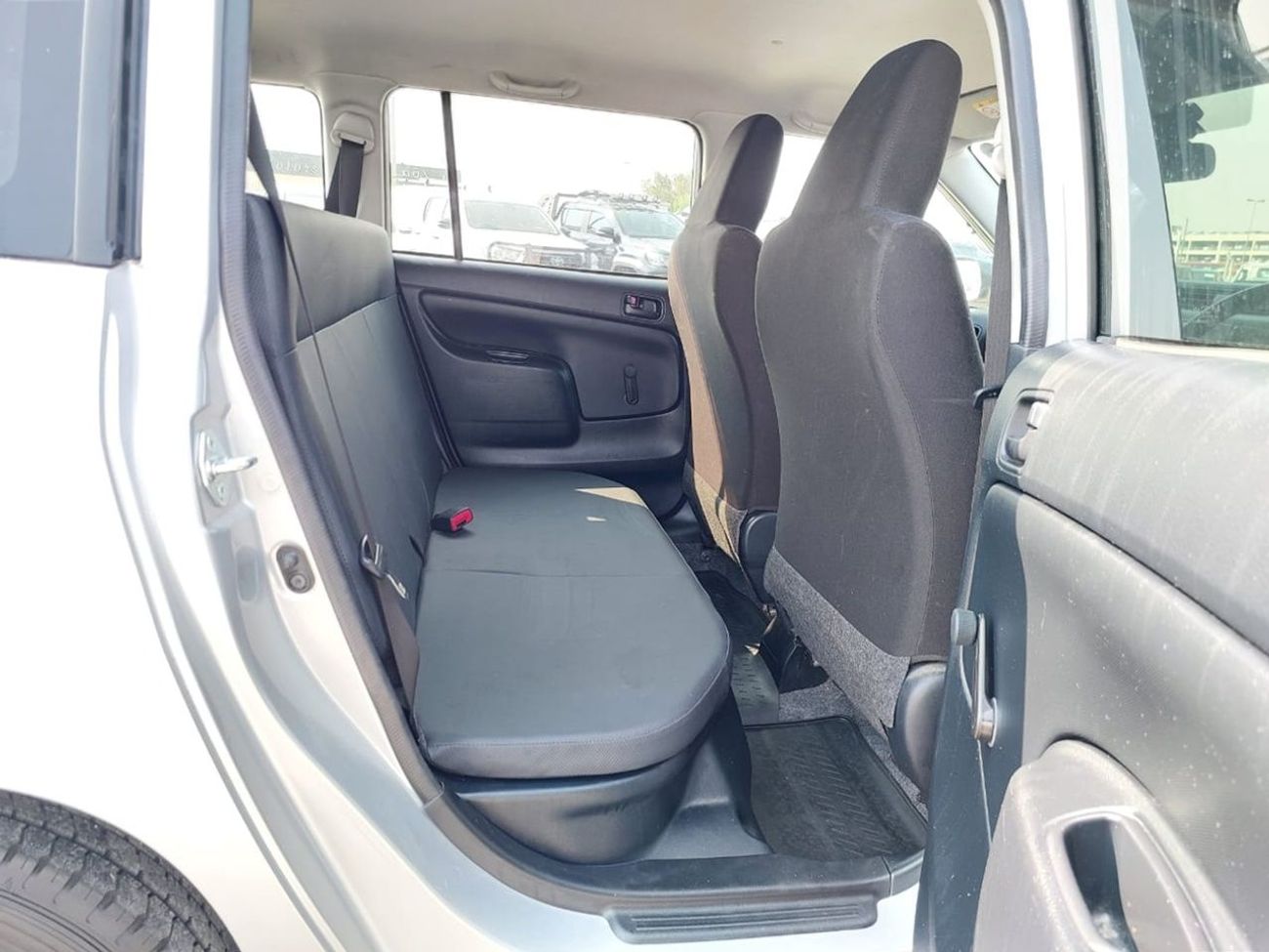 تويوتا بروبوكس TOYOTA PROBOX VAN RHD 2020 MODEL 1.5 L (Hybrid)PETROL AUTOMATIC(PM21593)