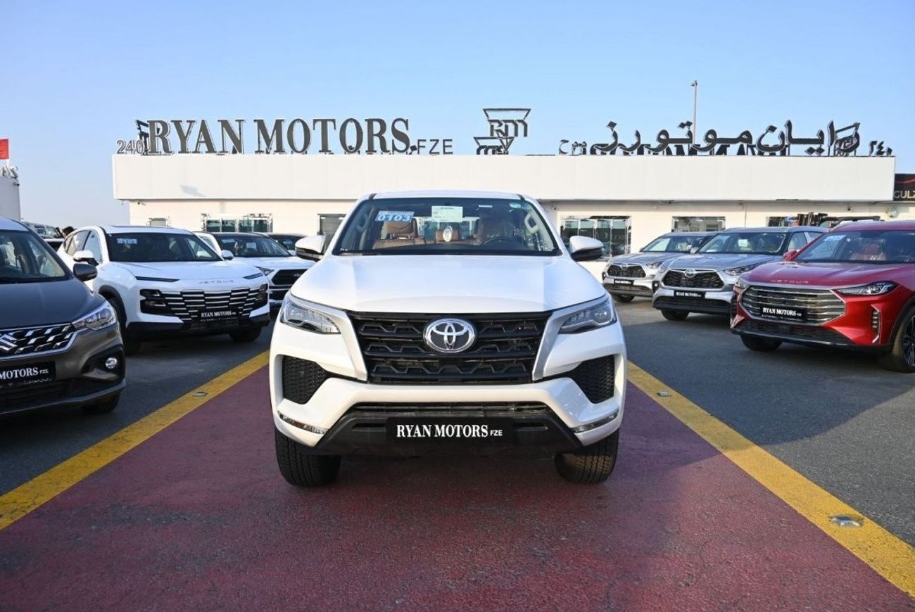 Toyota Fortuner Toyota Fortuner GX 2.7L Petrol, SUV, 2WD Color White Model 2023
