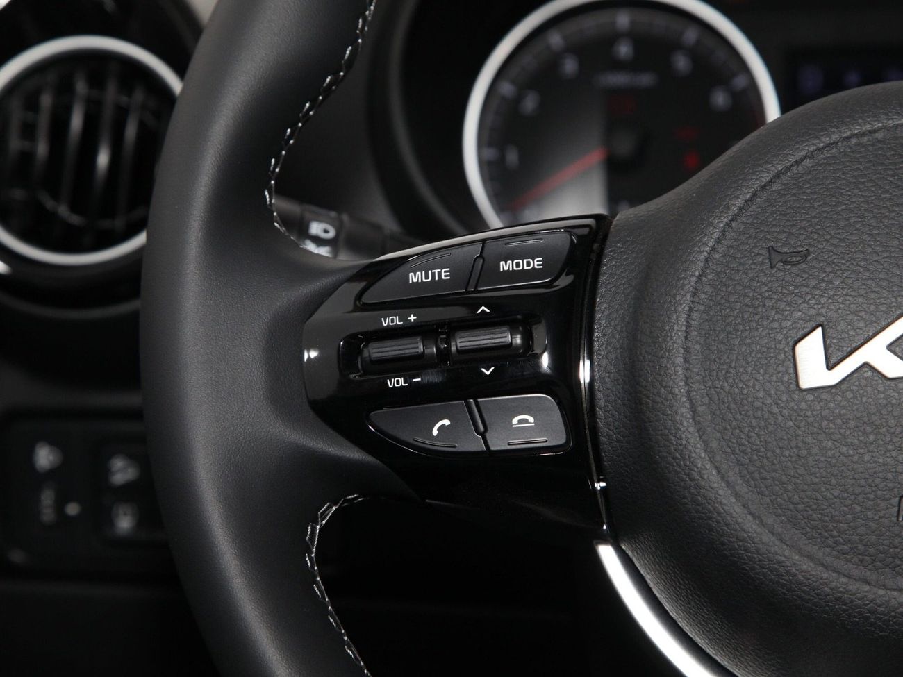 Kia KX1 Kia KX1 1.4L CVT sunroof version 2025