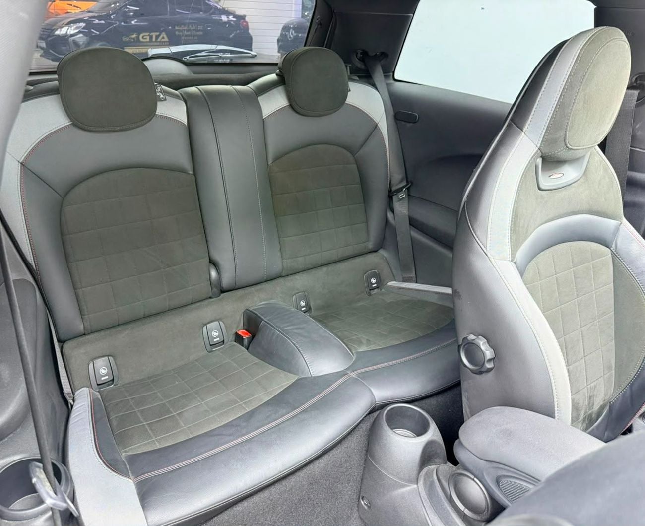 ميني جون كوبر 2021 Mini Cooper John Cooper Works, Warranty, Fully Loaded, Excellent Condition, GCC