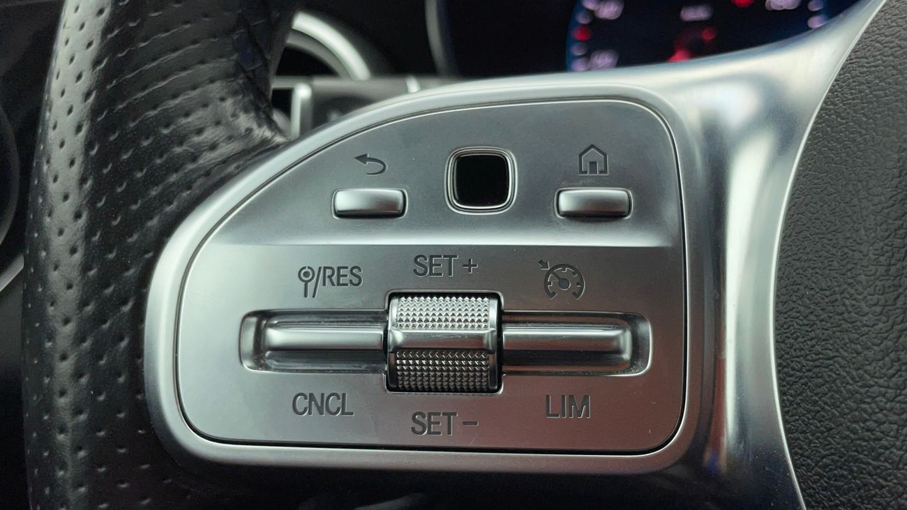 مرسيدس بنز C 200 AMG SPORT PACKAGE 2 | بدون دفعة مقدمة | اختبار القيادة في المنزل