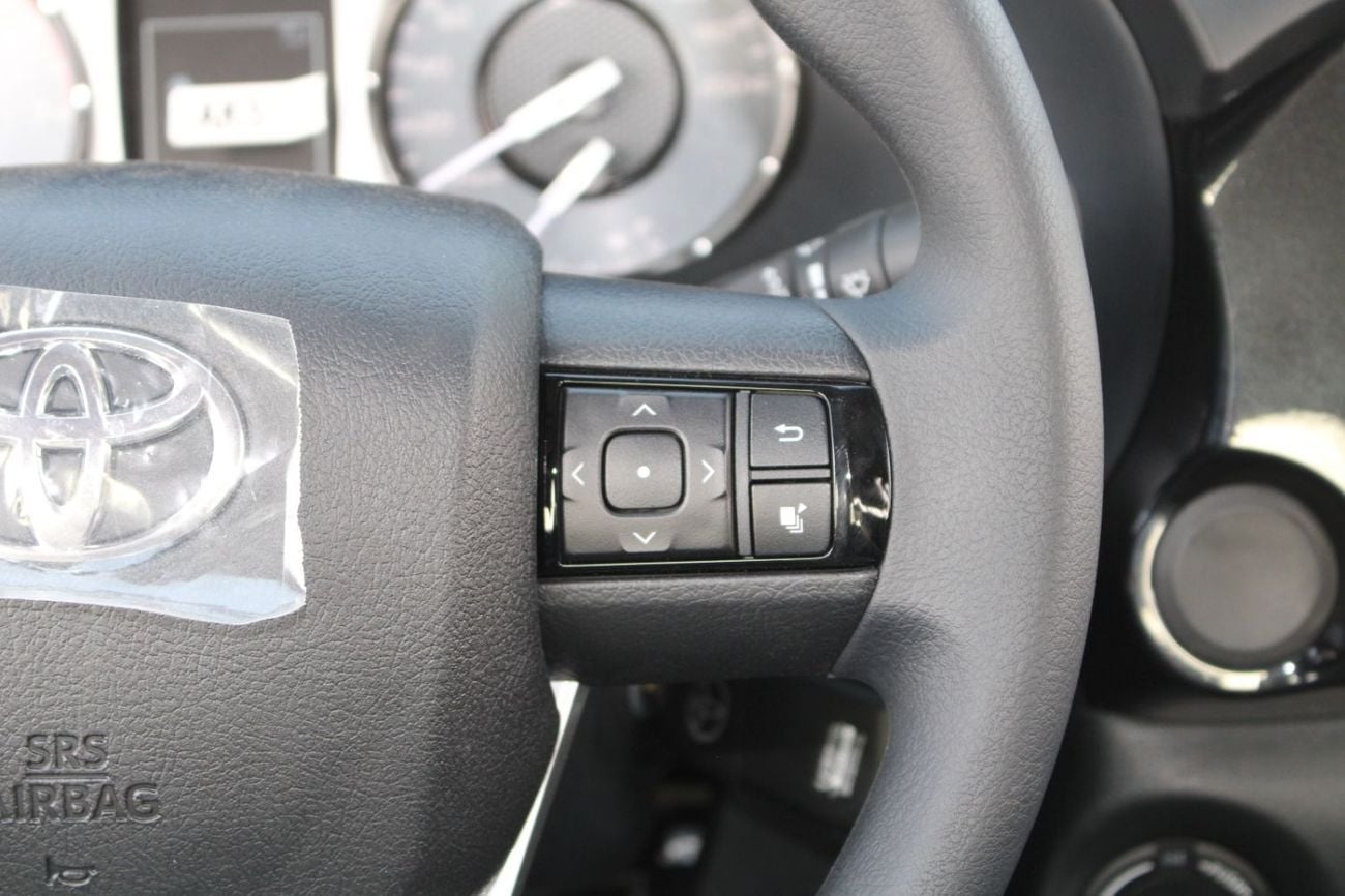 Toyota Hilux TOYOTA HILUX 2.7L PETROL DOUBLE CAB 4X4 COMFORT AUTO TOYOTA HILUX 2.7L PETROL DOUBLE CAB 4X4 AUTO