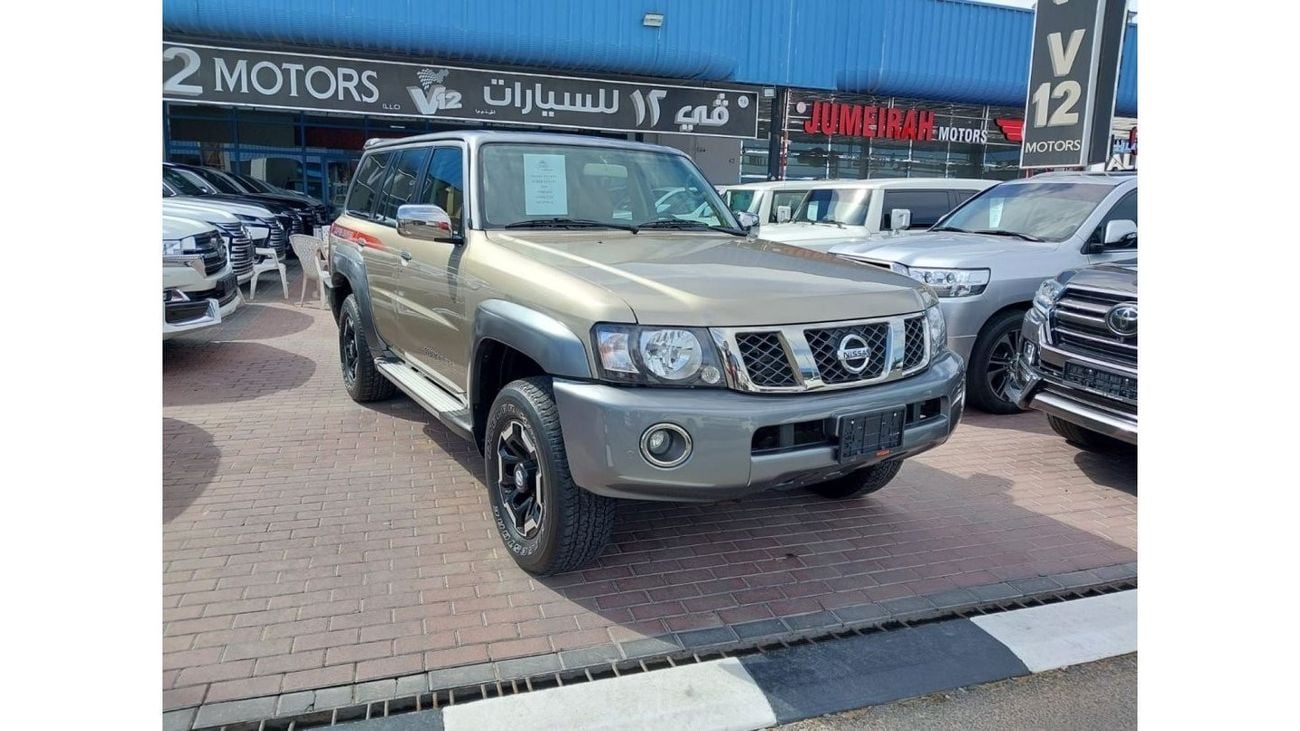 Nissan Patrol Super Safari NISSAN PATROL SUPER SAFARI 4.8 5 YEARS WARRANTY FROM AL MASAOOD ALL SERVICE FROM AL MASAOOD