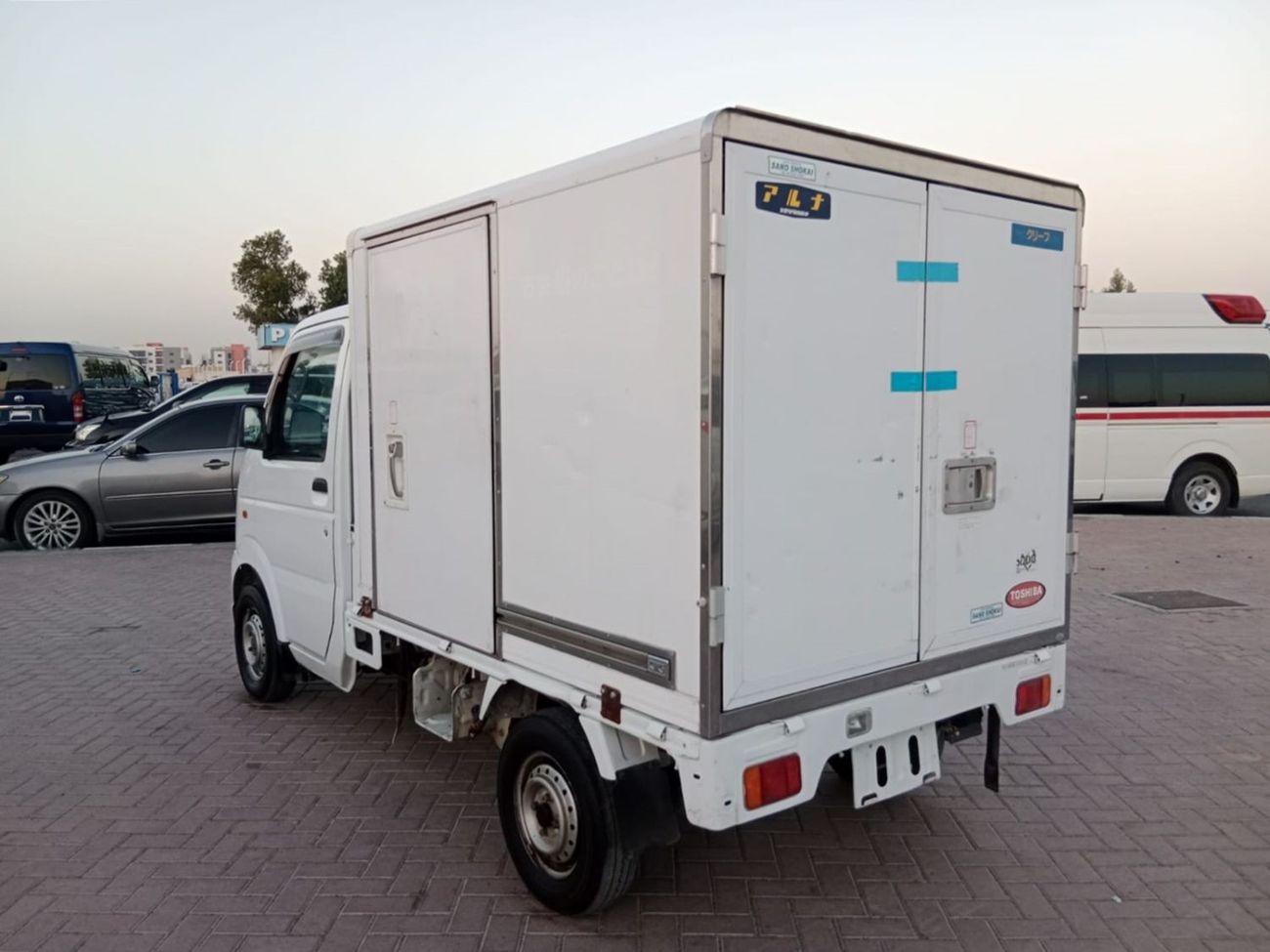 Suzuki Carry SUZUKI CARRY (FREEZER) RIGHT HAND DRIVE(PM43023)