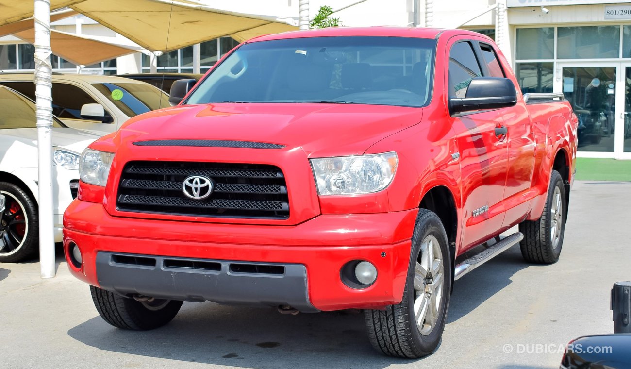 Toyota Tundra SR5 / WARRANTY/ SUPER SUPER CLEAN