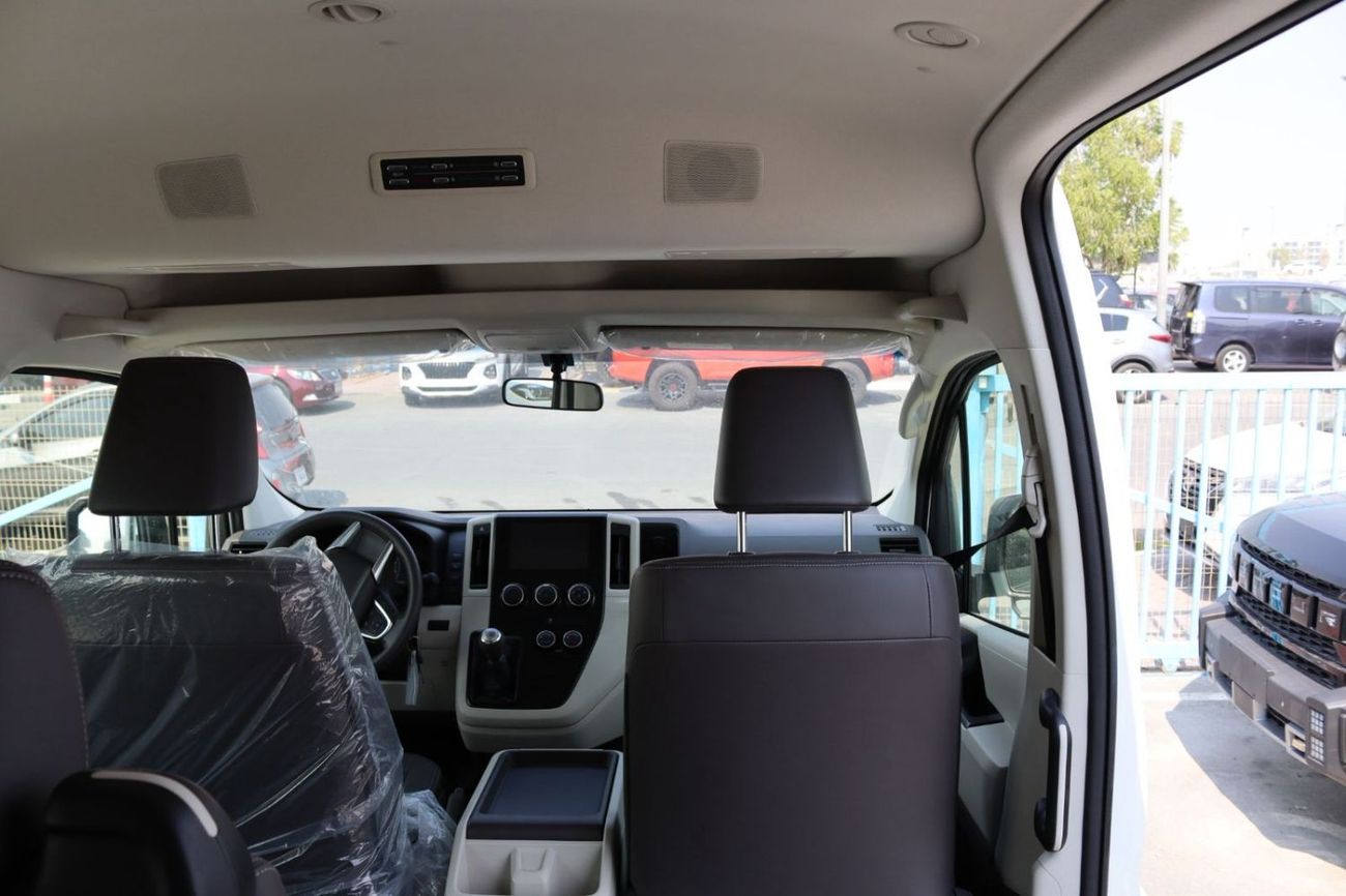 Toyota Hiace DLS -High Roof Commuter 2.8L M/T