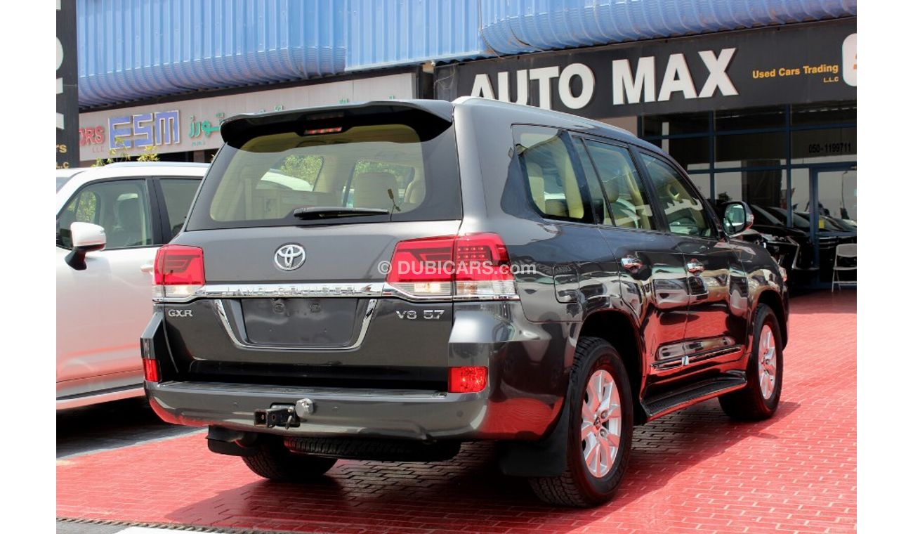 تويوتا لاند كروزر (2017) GXR V8 5.7 GCC, FULL HISTORY SERVICE