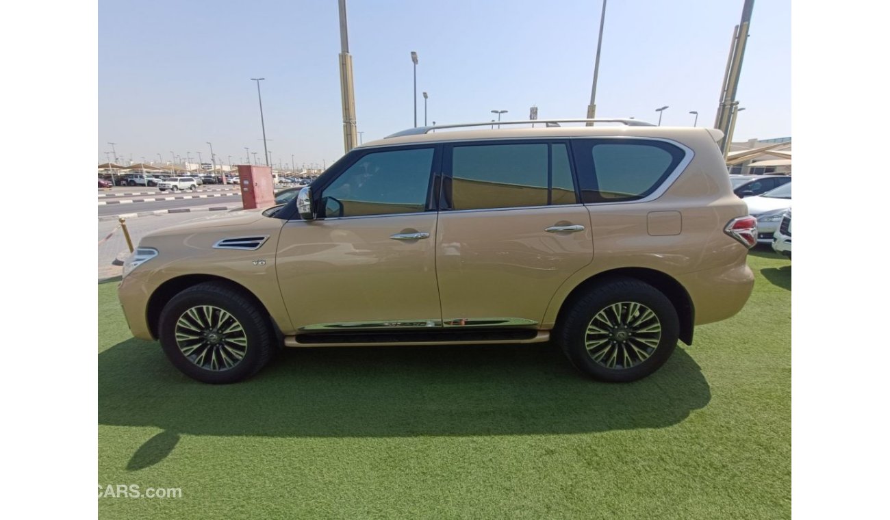 Nissan Patrol SE T2 Car in excellent condition without accidents very good inside and out