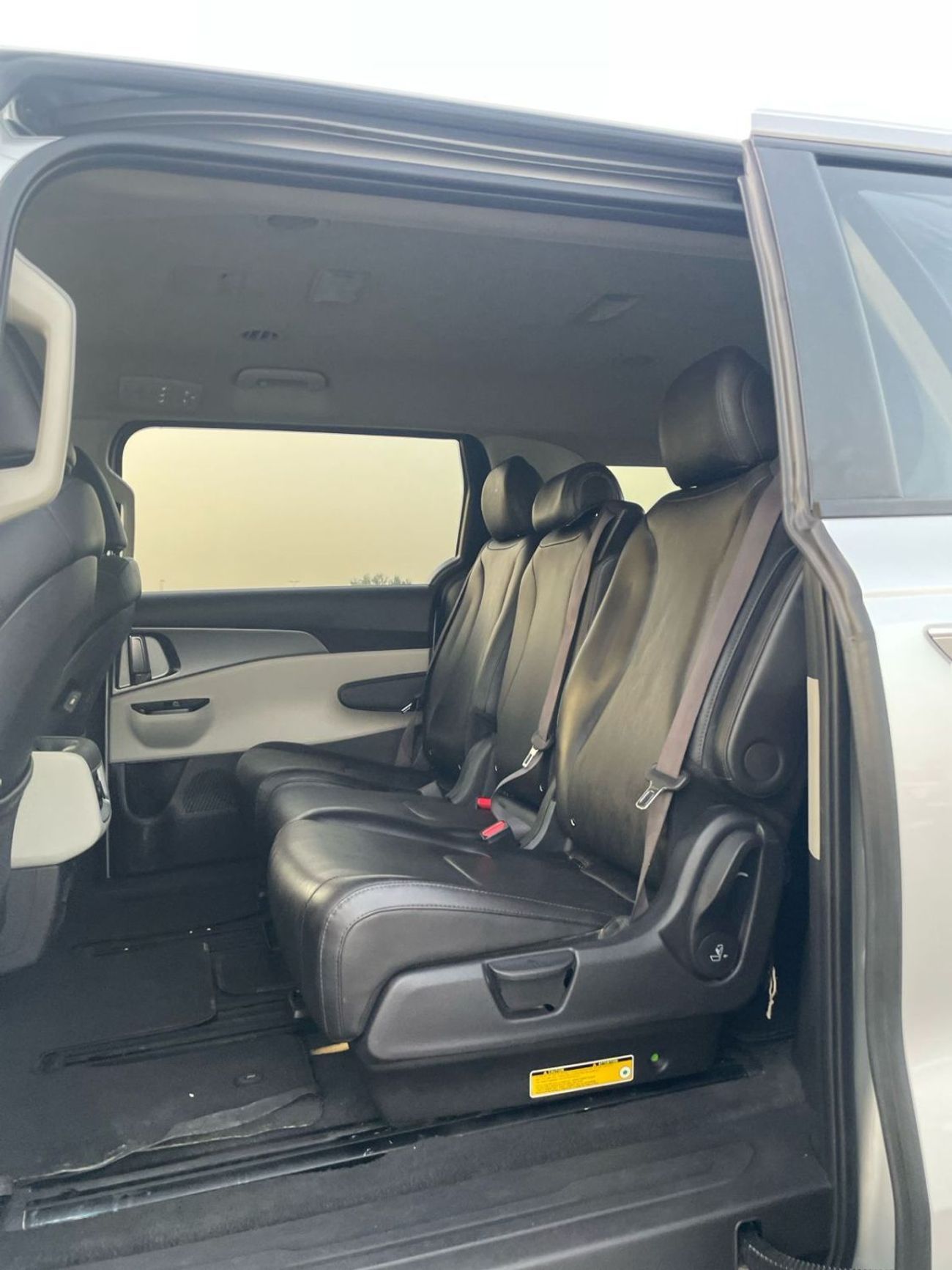 كيا كارنيفال 