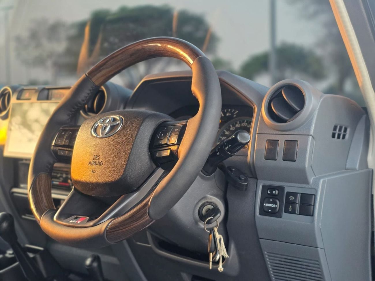 Toyota Land Cruiser Pick Up - 4.5 Diesel Engine - MT - 4WD