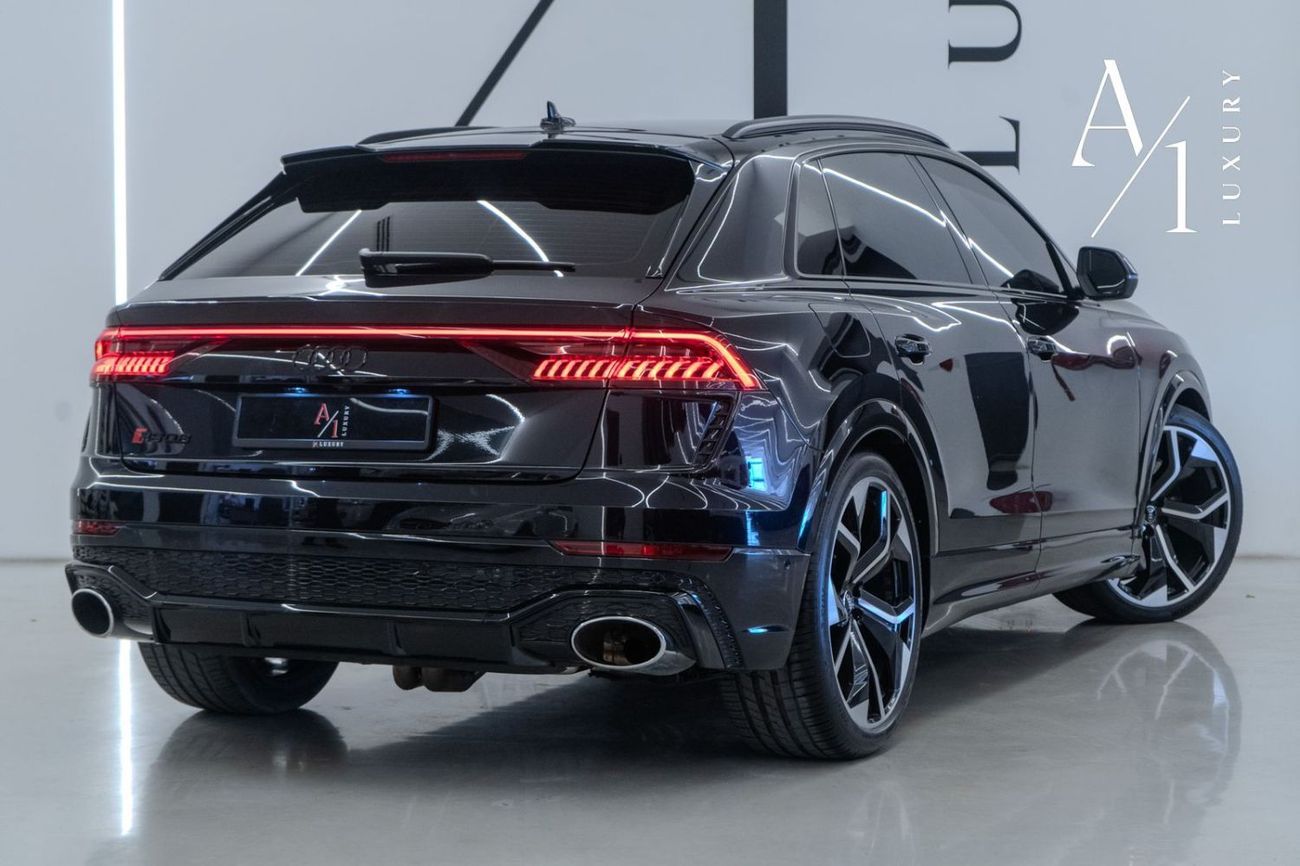 Audi RS Q8 TFSI quattro 4.0L 2020 Audi RSQ8 Quattro Sportback, Warranty, Full Service History, Full Options