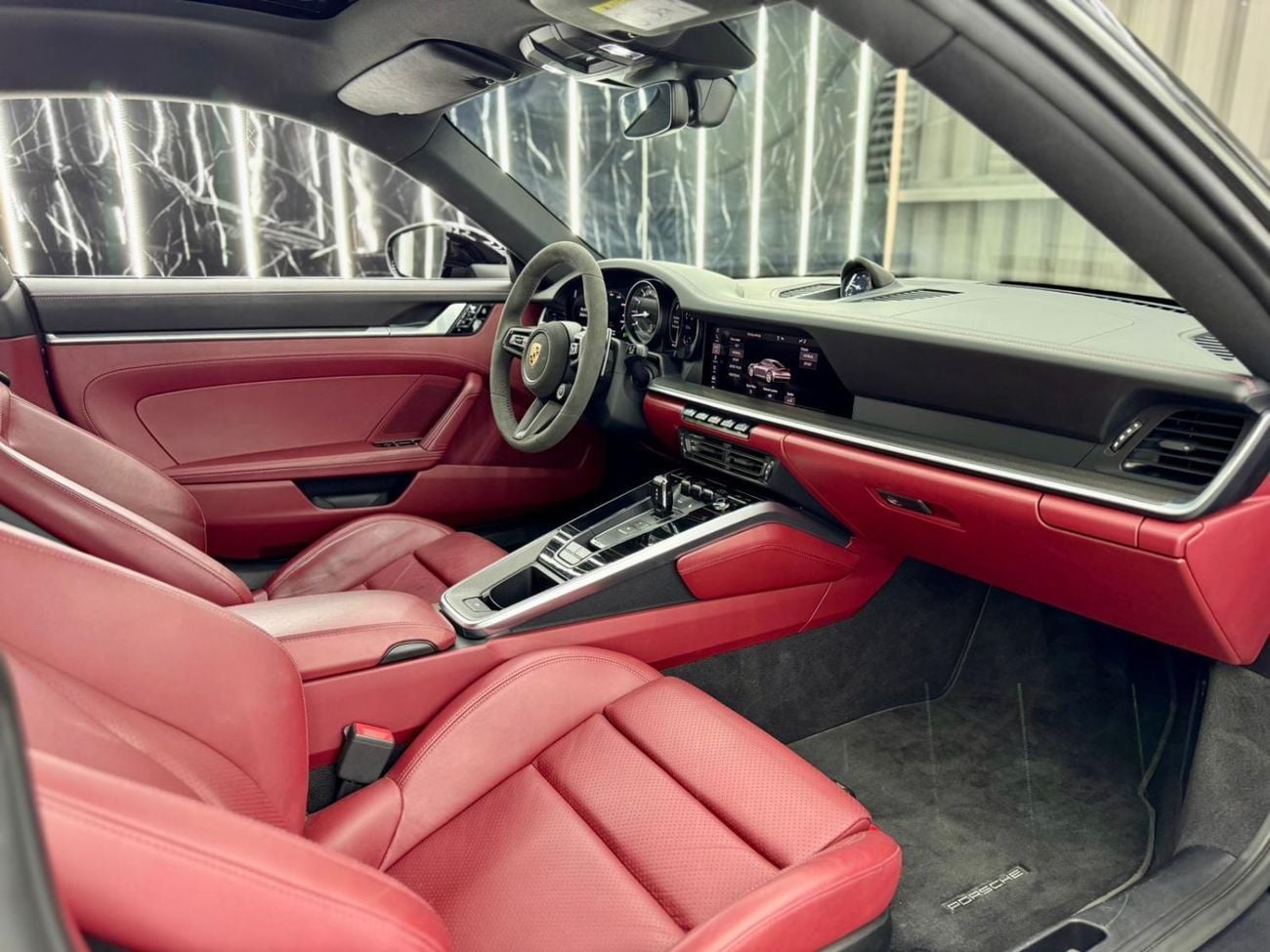 بورش 911 Carrera 3.0L (444 HP) Coupe 2020 Porsche 911, Warranty, Just Been Serviced, Excellent Condition, GCC