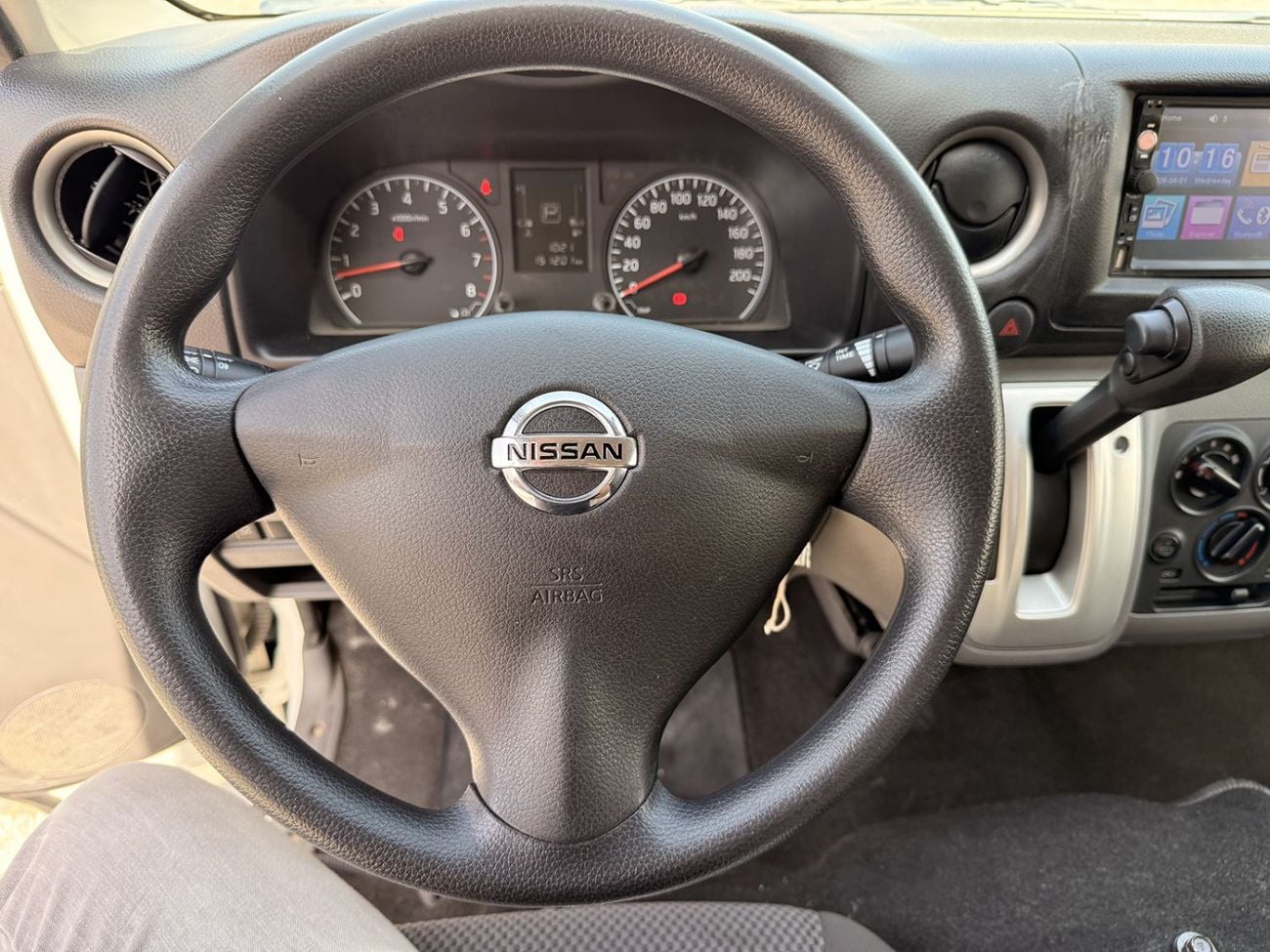 نيسان أورفان Panel Van Std 2.5L A/T (3 Seater) Petrol (4 Door)