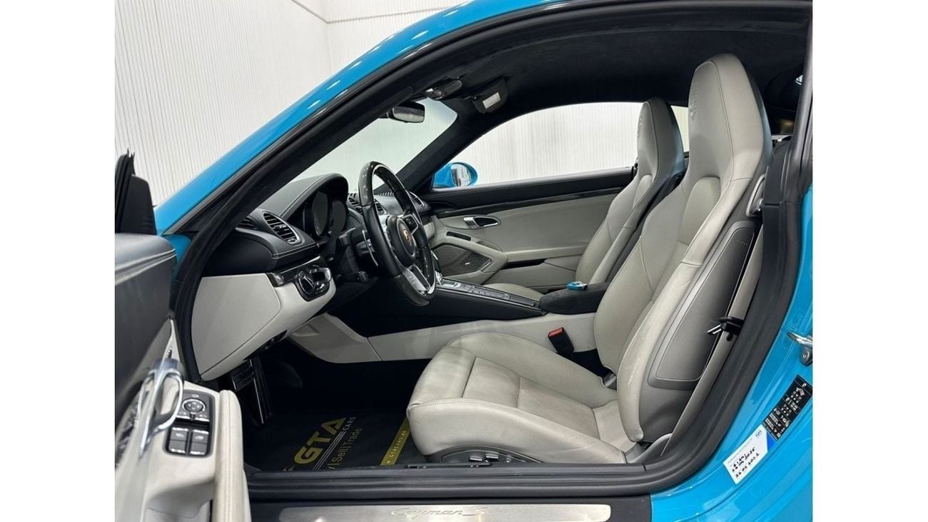 Porsche 718 Cayman 2020 Porsche 718 Cayman S, SEP 2024 Porsche Warranty, Full Porsche Service History, GCC