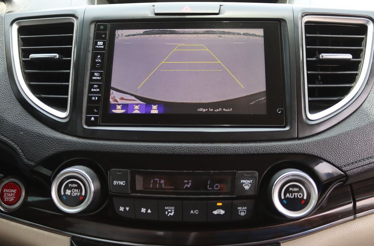 Honda CRV EX 2.4L HONDA CR-V - 2015 GCC edition, accident-free, in excellent condition with a mileage of 136,0