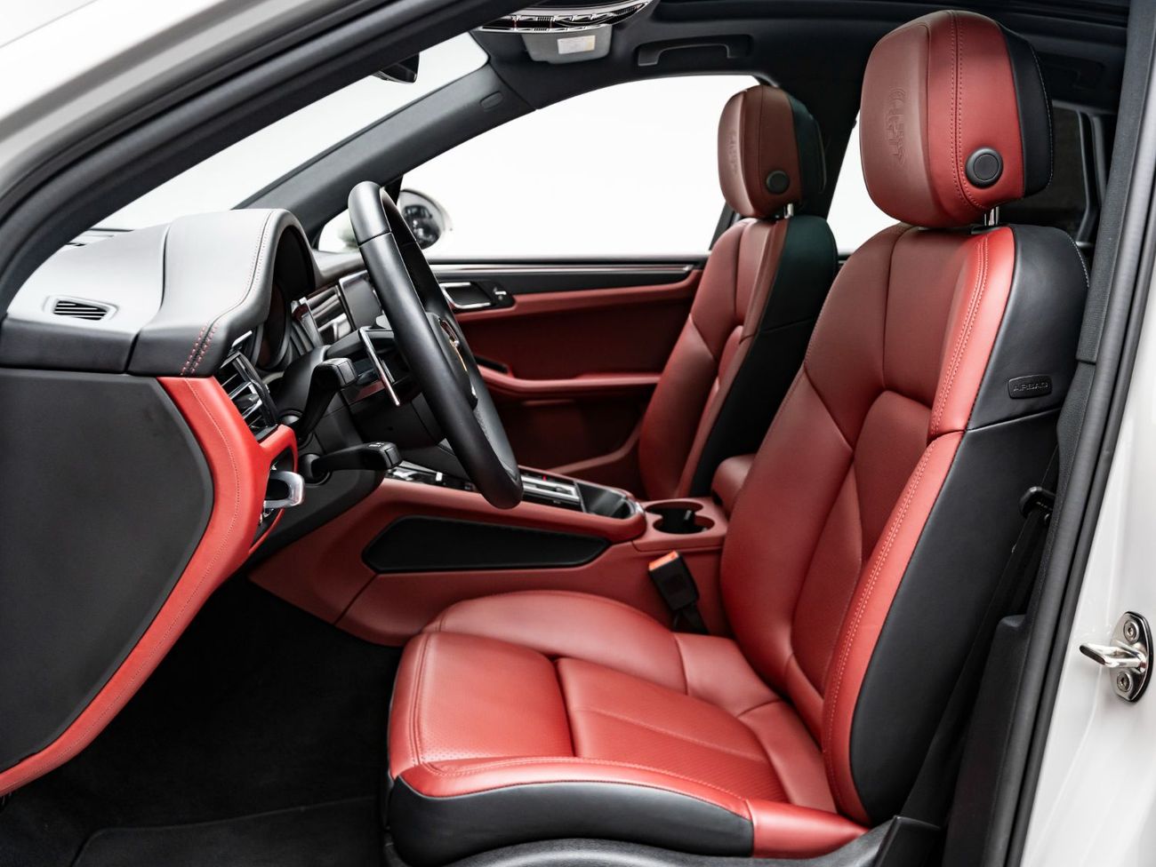 Porsche Macan Std 2.0L (252 HP) 2024 Porsche Macan, November 2026 Porsche Warranty, Full Service History, Low KMs,