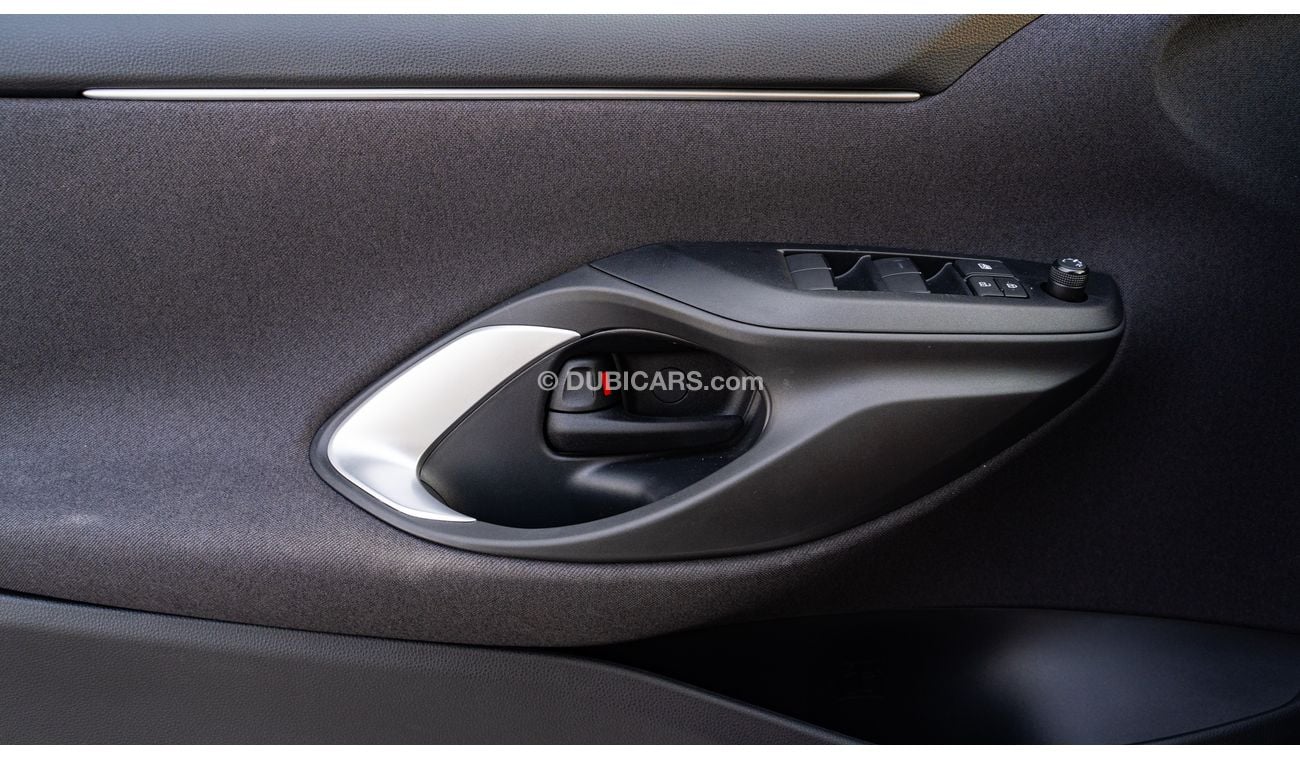 Toyota Yaris HATCHBAC 2022 model 1.5L