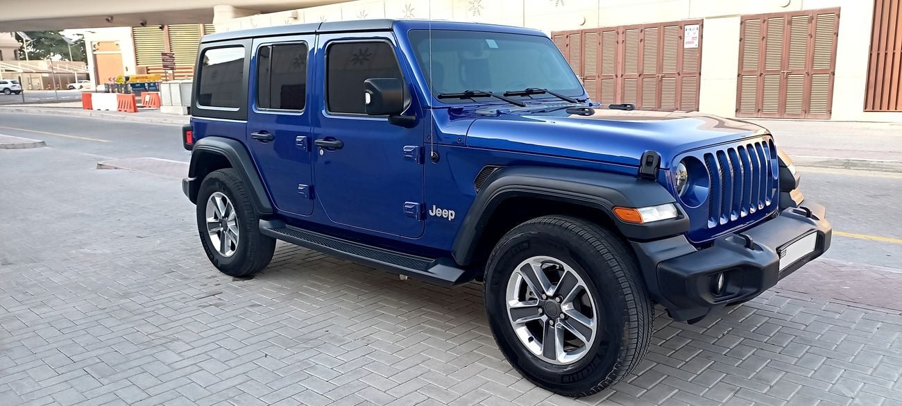 Jeep Wrangler Unlimited Sport 3.6L A/T WITH SAHARA LEATHER INTERIOR AND RIMS PARTIAL SERVICE HISTORY