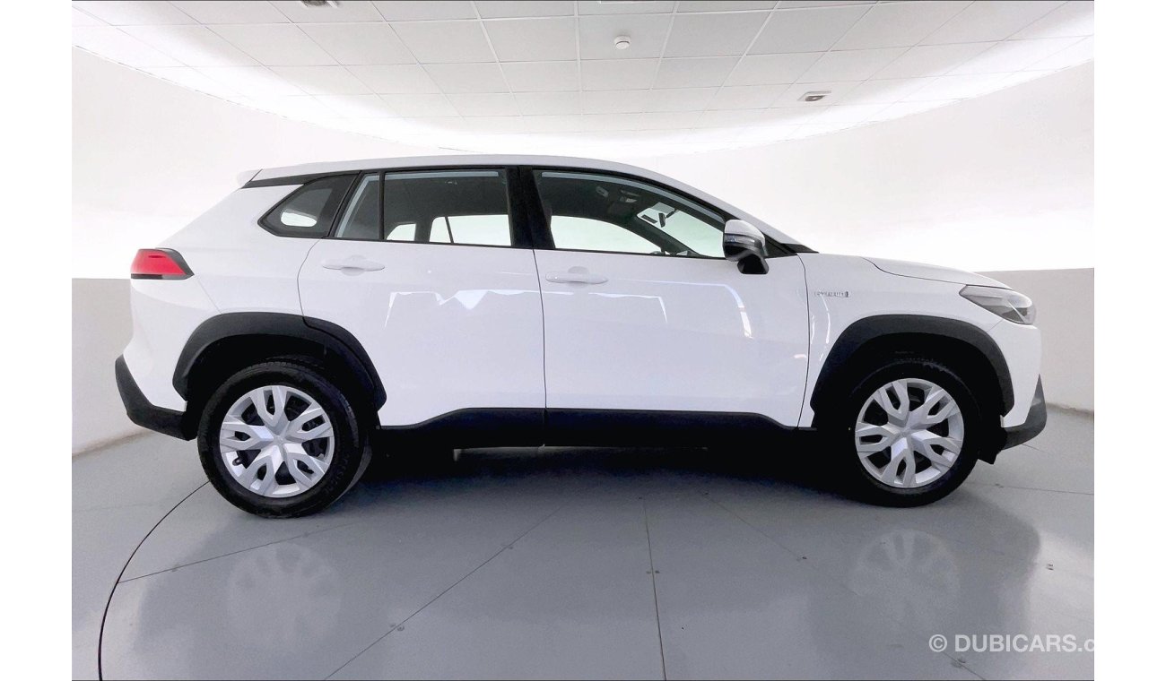 تويوتا كورولا كروس XL | عرض العيد الحصري | خالية من أضرار الفيضانات