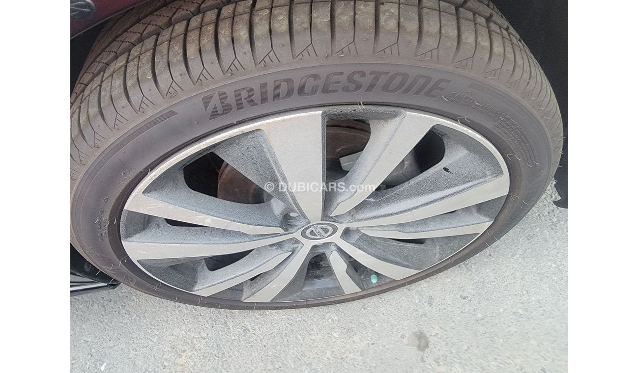 نيسان ألتيما