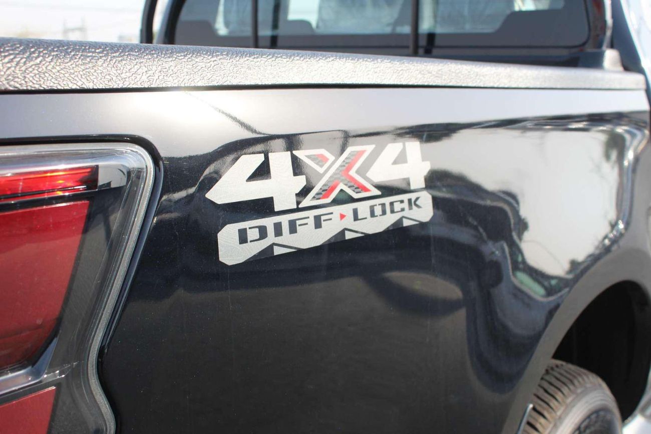 Isuzu DMax 3.0L Crew Cab 4WD LS (A/T) 3.0L DMax GT Crew Cab 4WD LS (A/T)