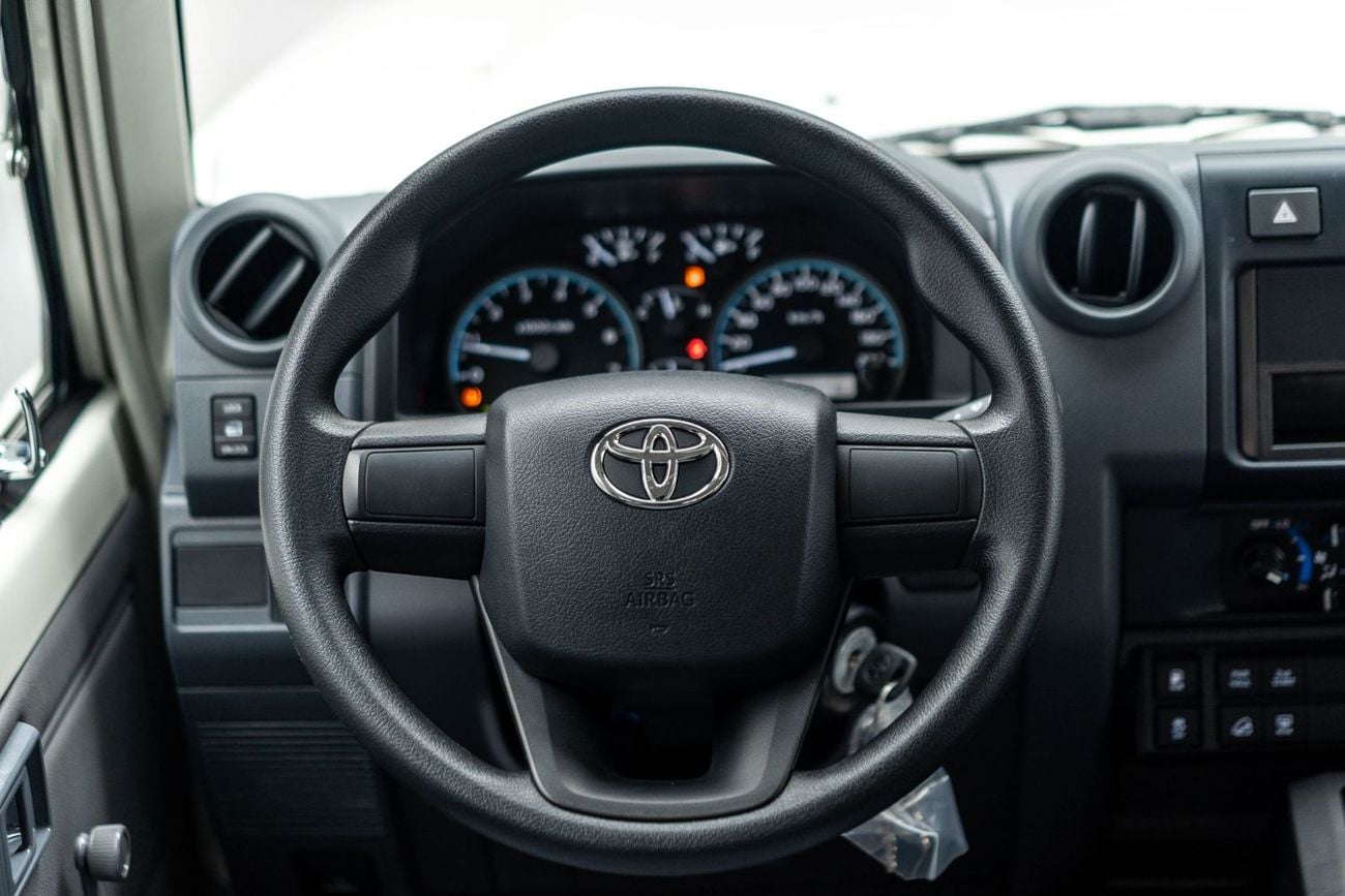 Toyota Land Cruiser 70 LC 78 HARDTOP 4.0L AT - White Inside Bluish Grey | Export Only