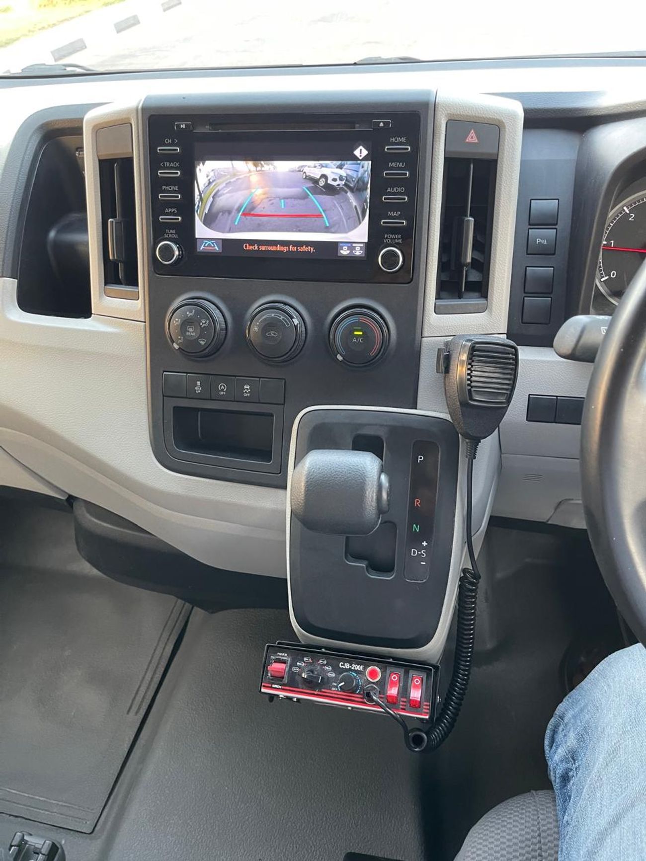 Toyota Hiace 2019 TOYOTA HIACE VAN AMBULANCE COMMUTER