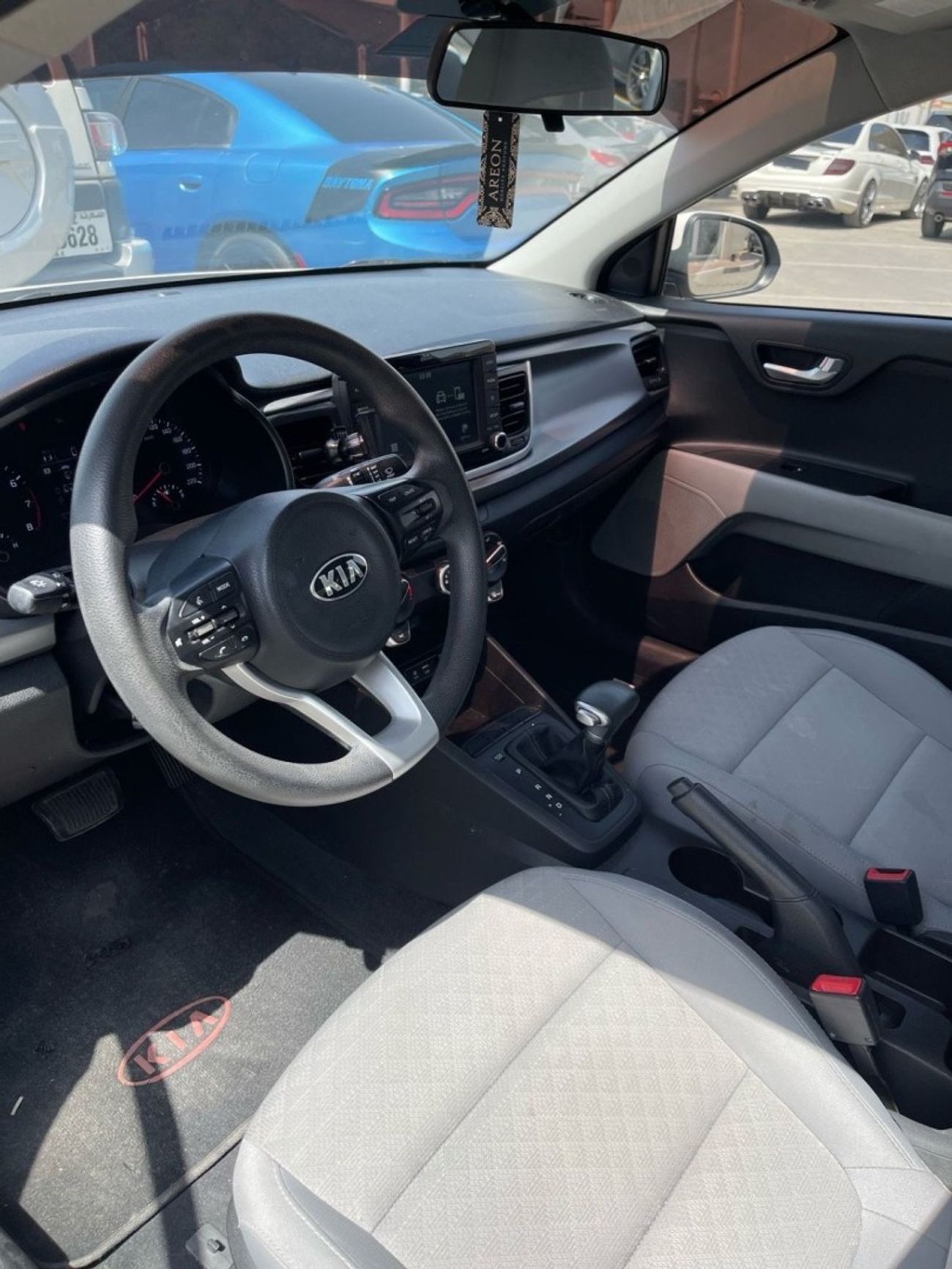 كيا ريو MPI 1.4L Sedan