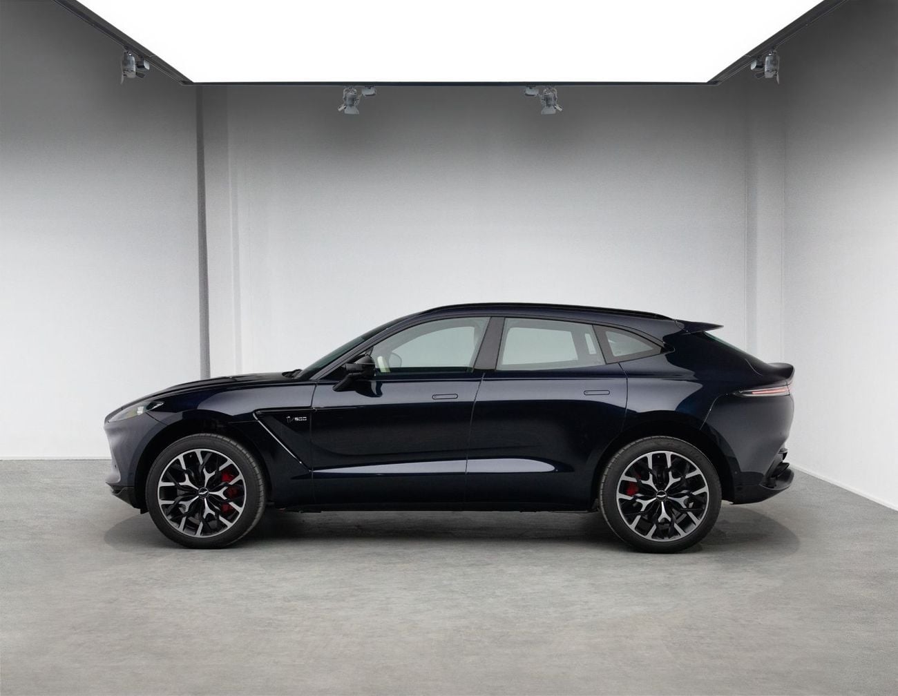 أستون مارتن DBX 1913 Edition