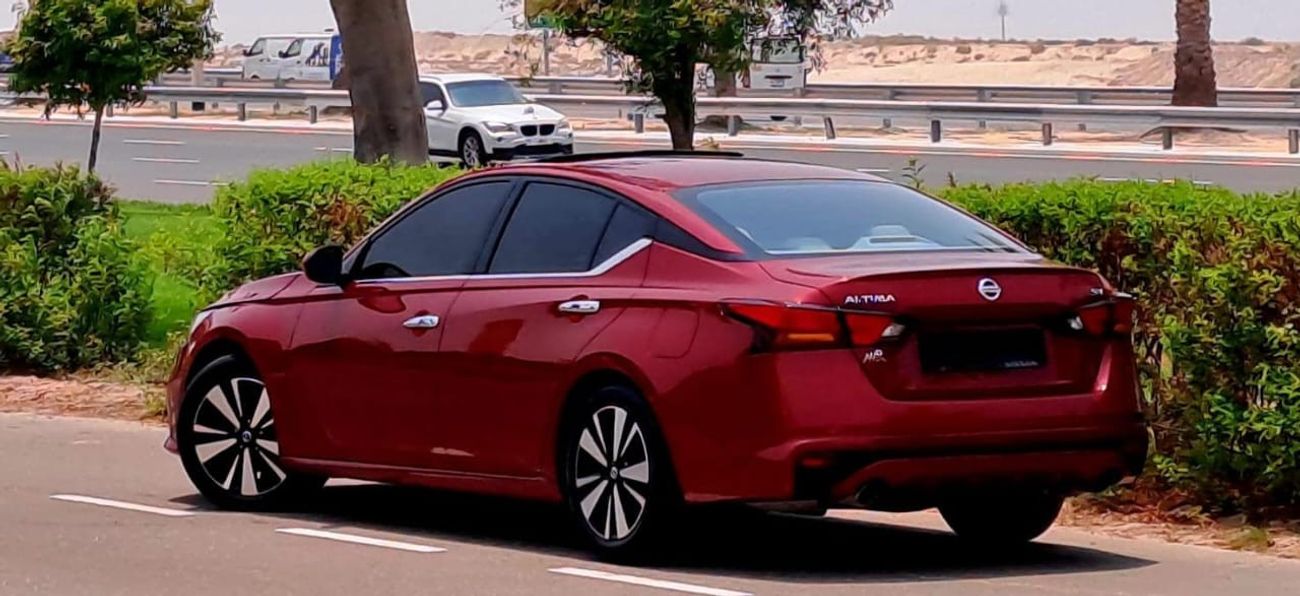 نيسان ألتيما 2020 2.5SV GCC (1050/-MONTHLY)