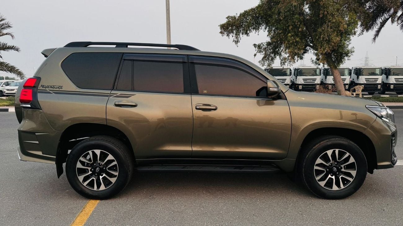 Toyota Prado LIMGENE BODY KIT INSTALLED | 2019 | RHD | 2.8L DIESEL | REAR VIEW CAMERA | BACK TIRE | SUNROOF