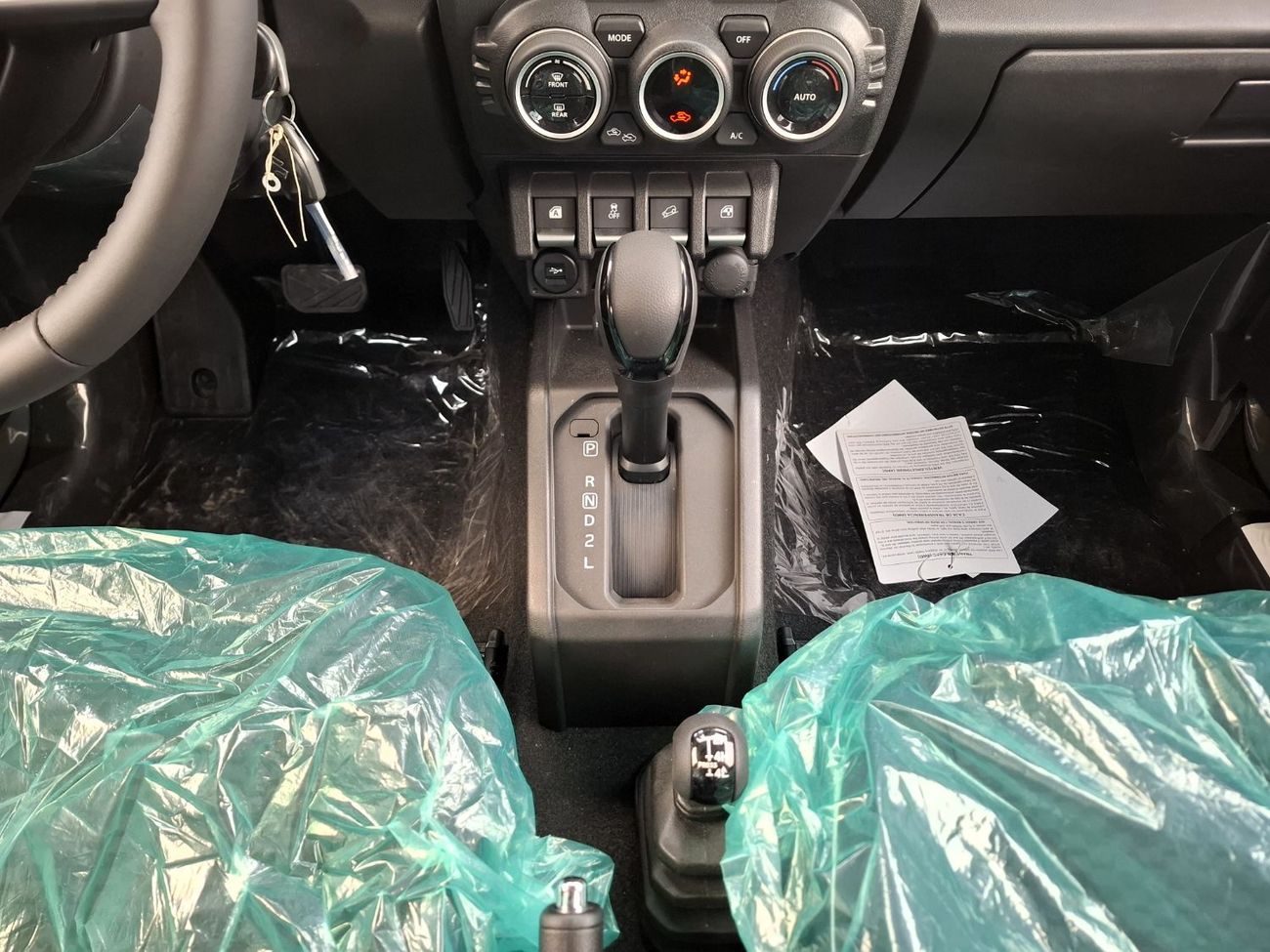 Suzuki Jimny Suzuki Jimny 1.5L 2026 AT Black Petrol