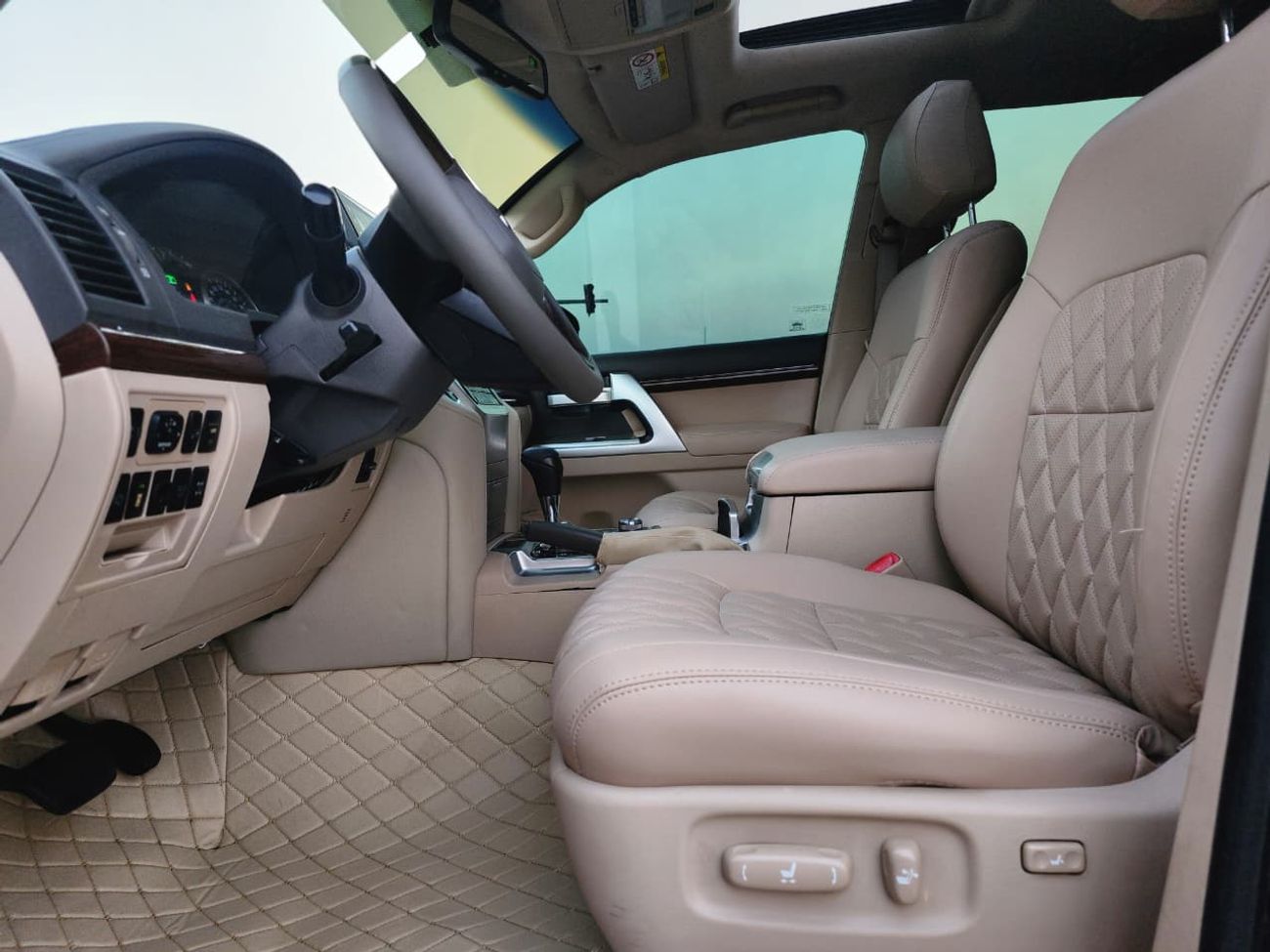 Toyota Land Cruiser GXR 4.6L UPGRADE 2024