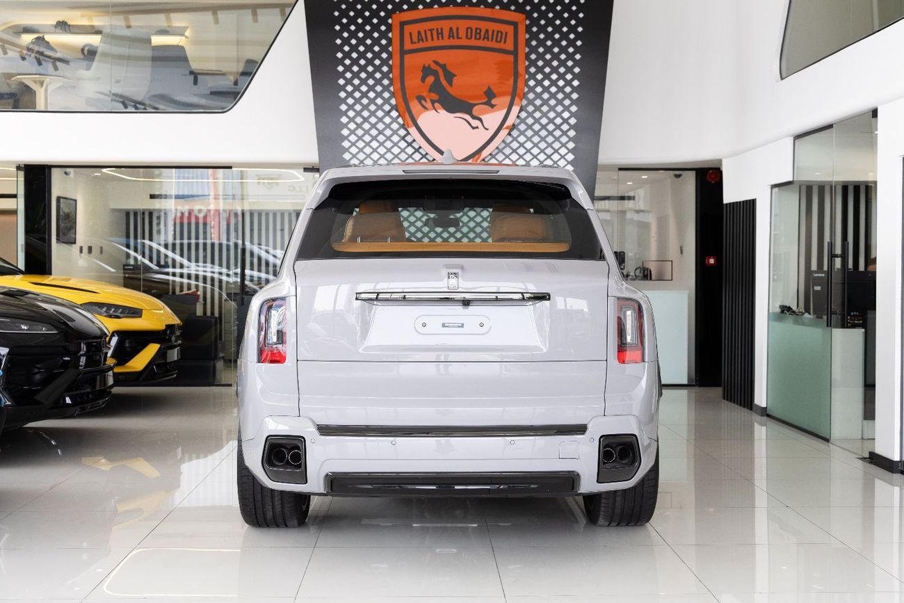 رولز رويس كولينان Rolls Royce Cullinan Black Badge - Duality Seats - VIP Seat - Starlight - 2025