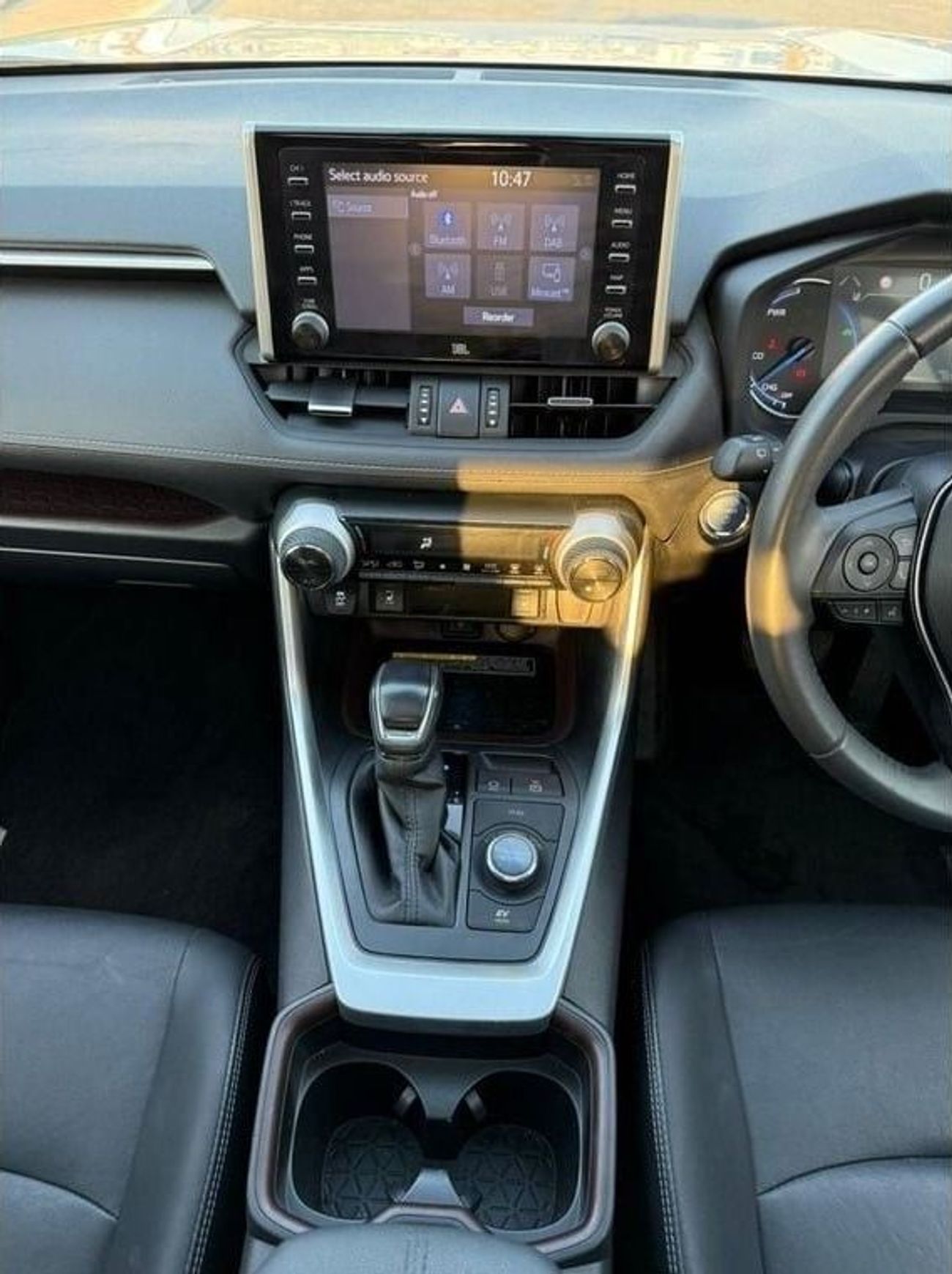 Toyota RAV4 SUNROOF | REAR VIEW CAMERA | 2.5L PETROL | HYBRID | AWD | RHD | 2021 | MEMORY SEAT