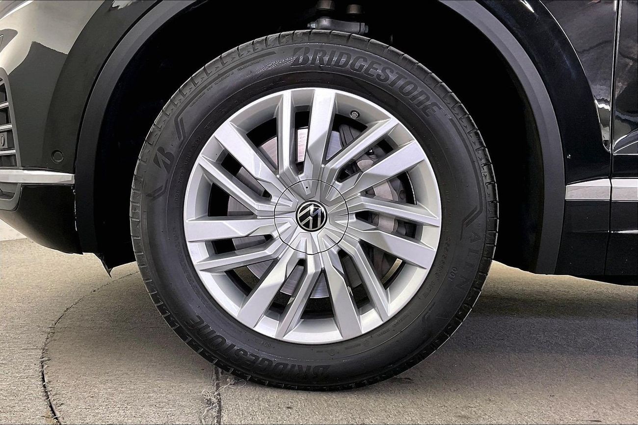 Volkswagen Touareg Highline | Guaranteed Warranty | 0 Down Payment