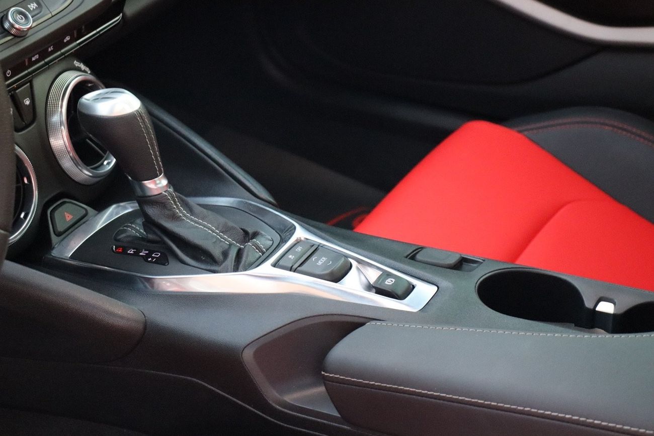 Chevrolet Camaro Chevrolet Camaro SS / 2023 / USA / 6,000KM / 6.2L