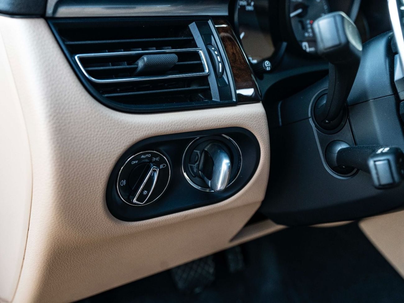 Porsche Macan S 2.9L (375 HP)