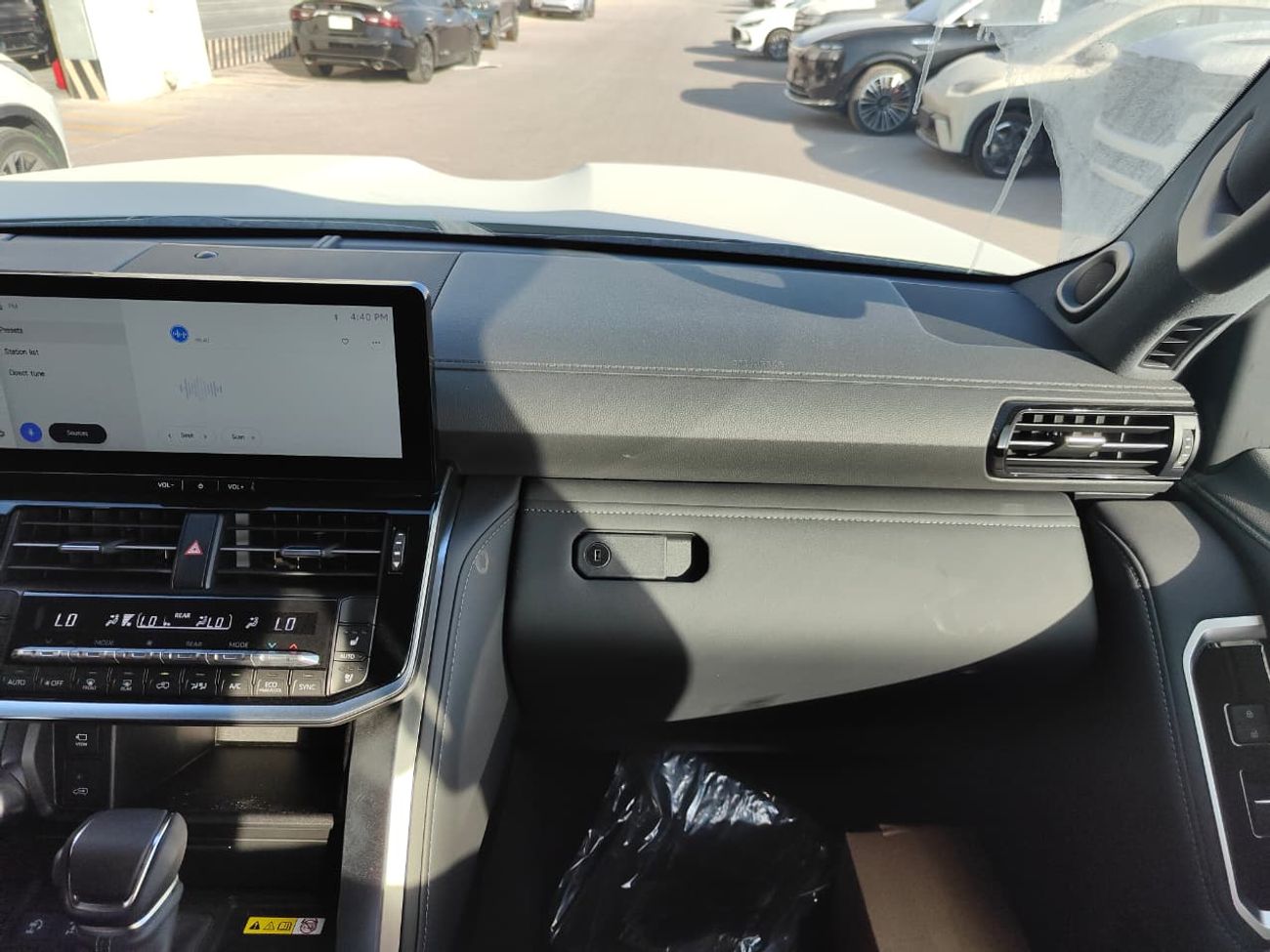 Toyota Land Cruiser 2025 Toyota Land Cruiser LC300 VXR Full-Option with Radar 3.3L V6 Twin Turbo Diesel A/T Export Only