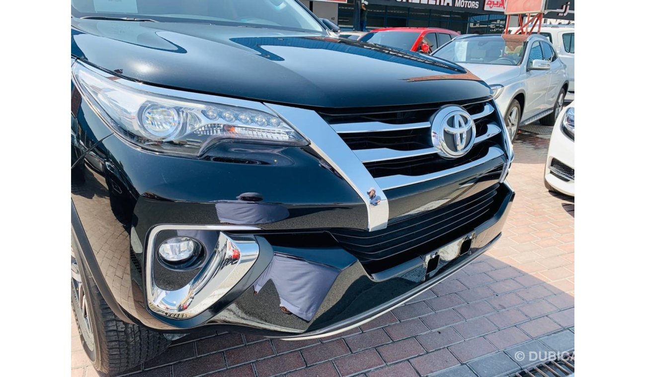 Toyota Fortuner vxr v6