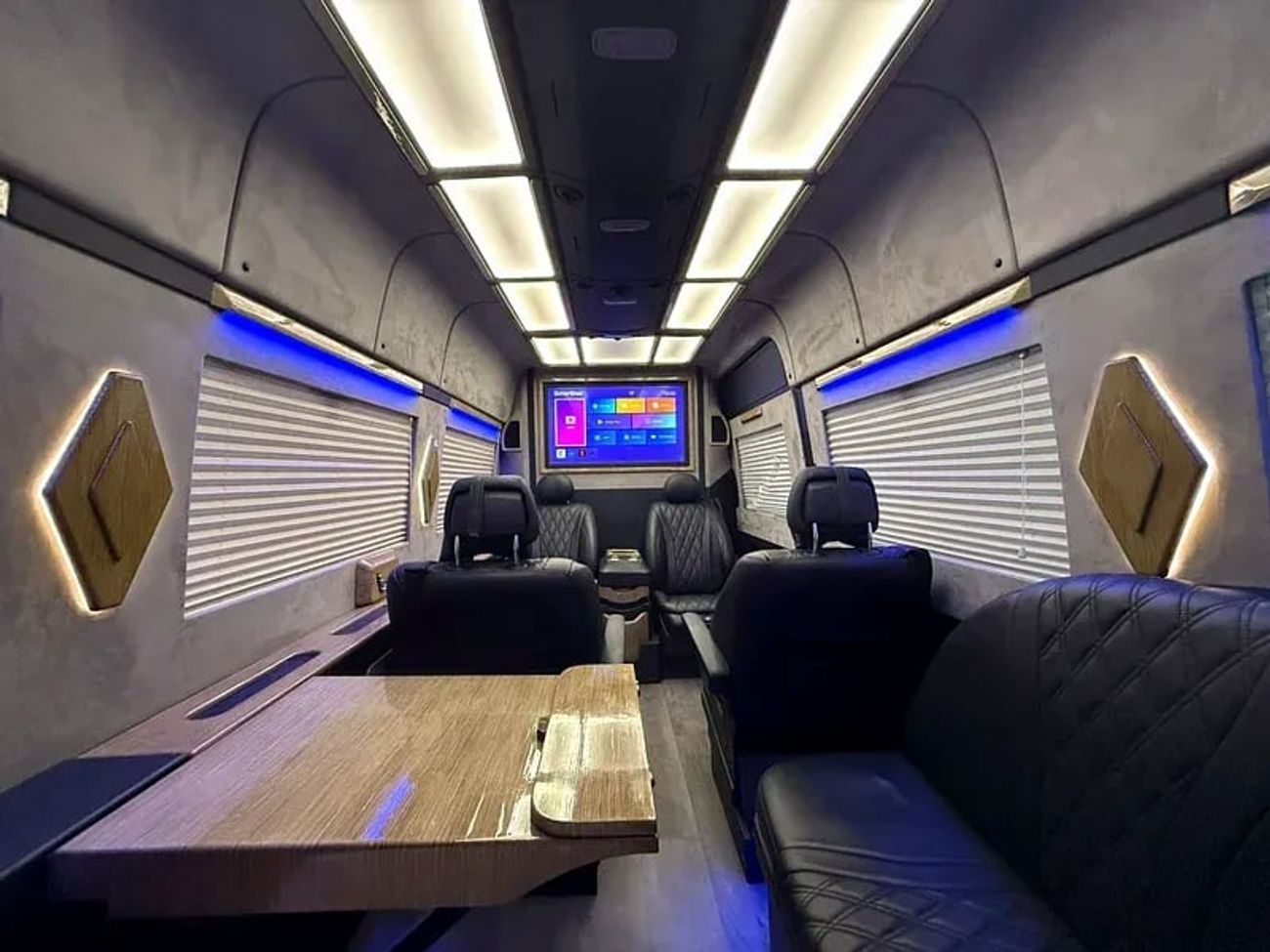 Mercedes-Benz Sprinter MERCEDES BENZ SPRINTER VIP 2020 SPECIAL DESIGN FULL SERVICE HISTORY