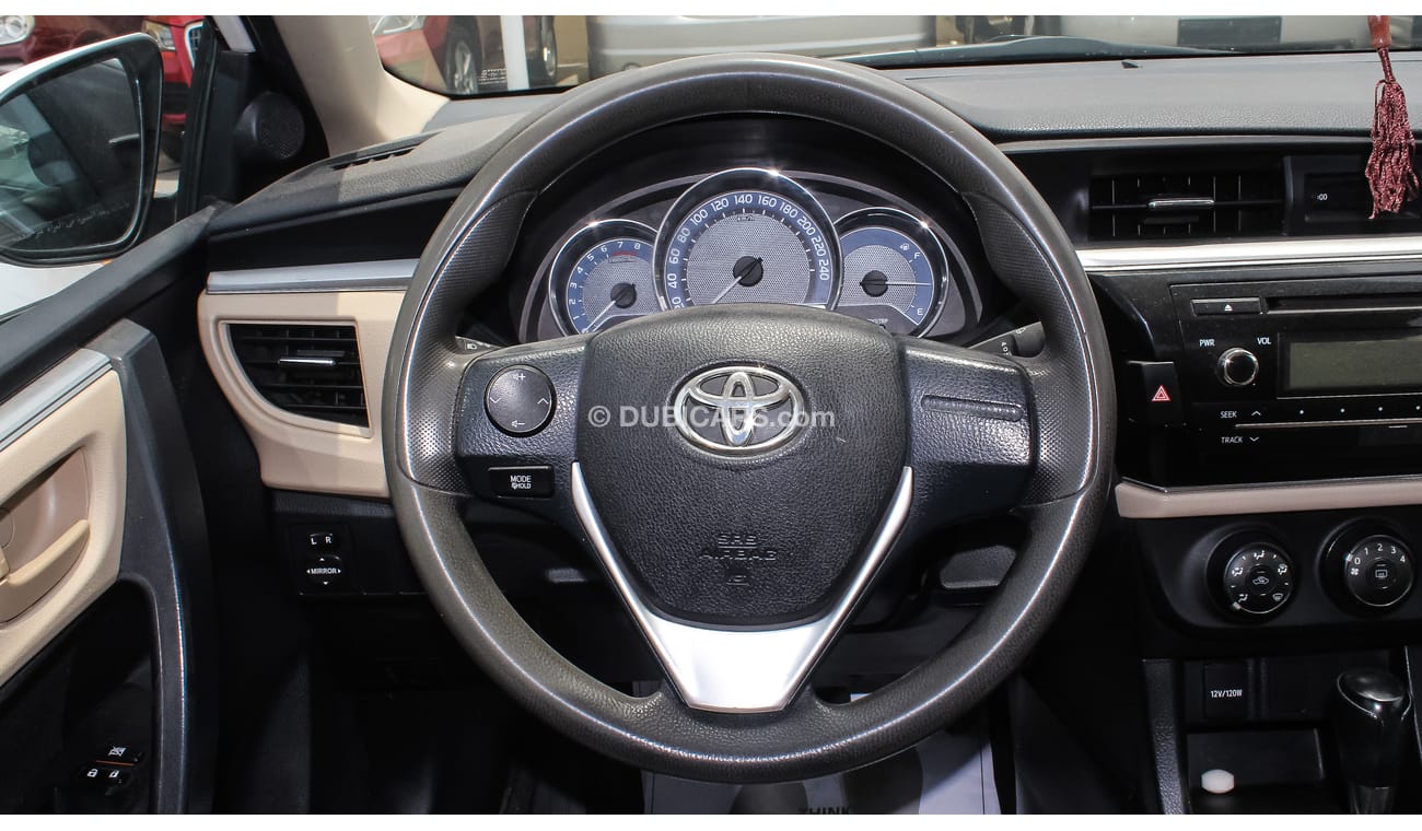 Toyota Corolla 2014 model Gulf specs standard options