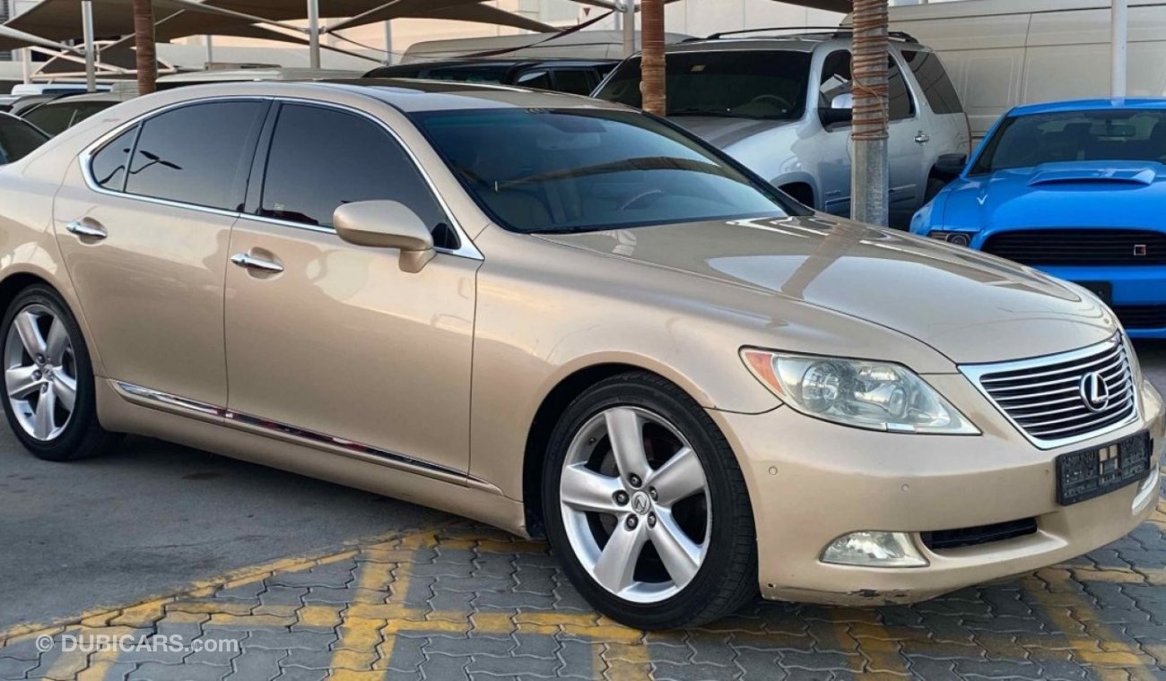 Lexus LS460