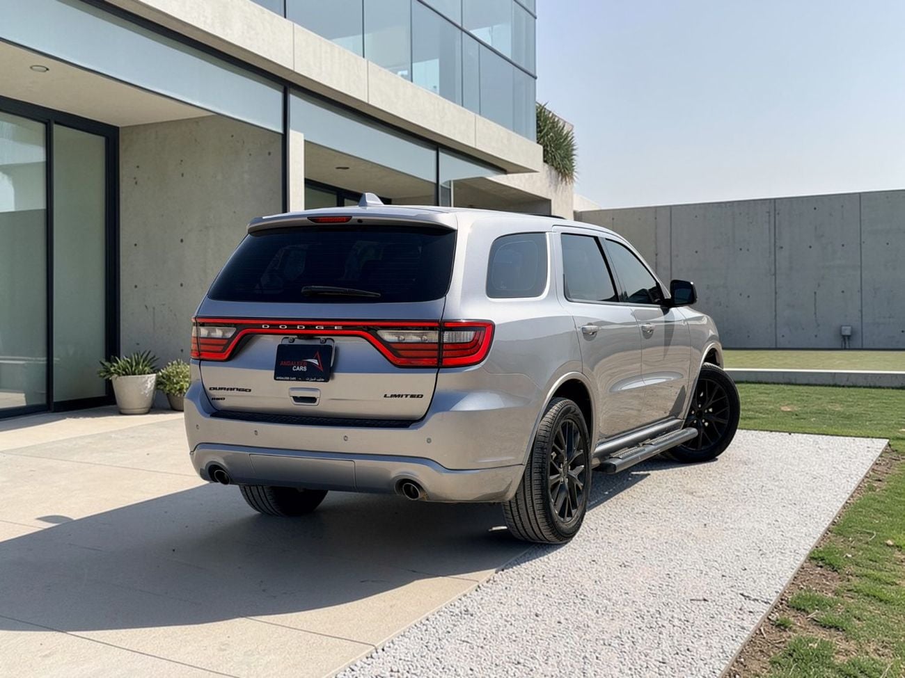 Dodge Durango Limited 3.6L (292 HP) DODGE DURANGO LIMITED | 3.6L V6 – 295 BHP | 2015 | GCC SPECS