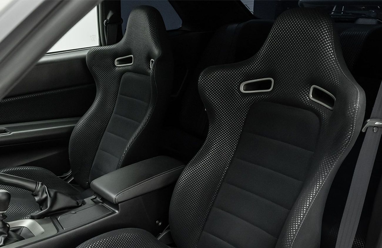 Nissan Skyline 2.6L I-6 Turbocharged Engine