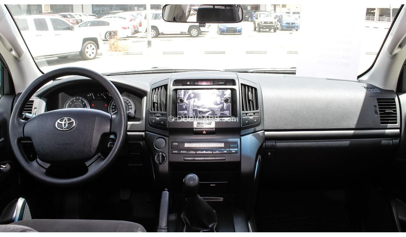 Toyota Land Cruiser Heritage Edition 7 OF 20 V6