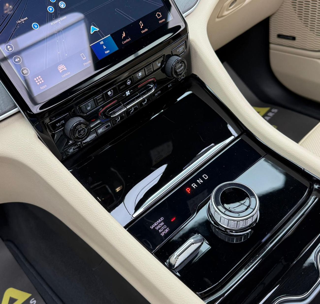 Jeep Grand Cherokee Limited 3.6L 2023 Jeep Grand Cherokee Limited Plus, 2028 Jeep Warranty, Low Km, Excellent Condition,