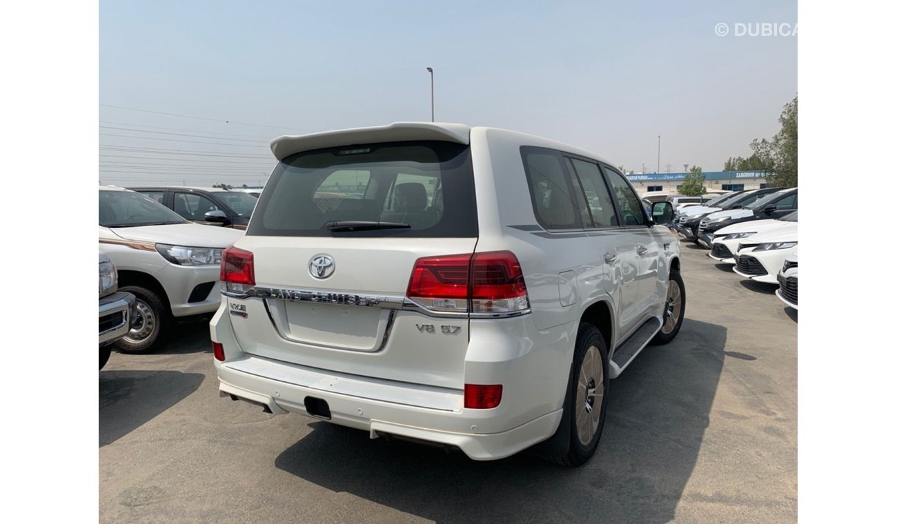 Toyota Land Cruiser 5.7 VX.E 2020