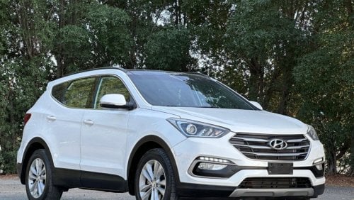 Hyundai Santa Fe GLS HYUNDAI SANTA FE 2018 GCC // FULL OPTIONS // AWD // ACCIDENTS FREE