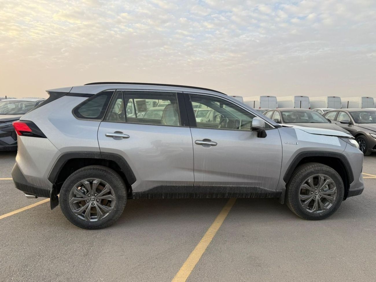Toyota RAV4 Limited Hybrid 2.5L Petrol Automatic AWD MADE IN JAPAN